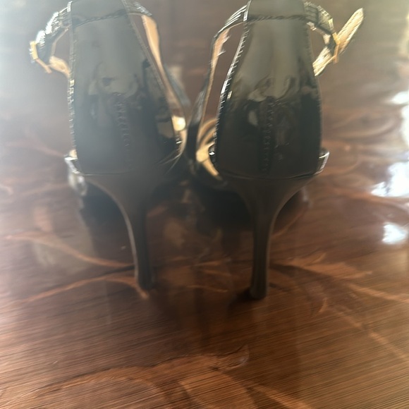 Talbots Black Strappy Leather Heels NEW without box - Picture 4 of 8